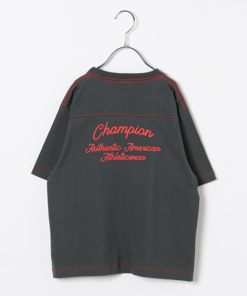 Champion（チャンピオン）の「【Champion(チャンピオン）】別注配色ステッチT(KIDS)（Tシャツ/カットソー・キッズ・ネイビー/オートミール/チャコール・150cm/140cm/130cm/120cm/110cm）」の21枚目の写真