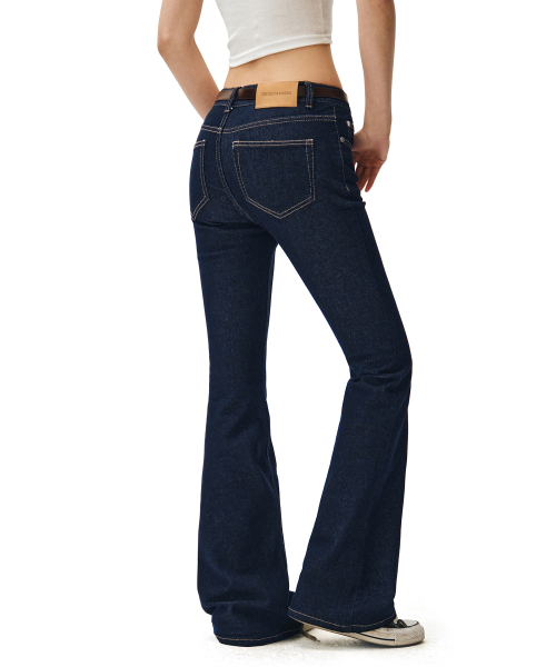 DECET WOMEN（デケット ウーマン）の「Signature Slim Low Rise Flared Jeans DCWPT006CPINDIGO（デニムパンツ・レディース・その他・X-SMALL/SMALL/MEDIUM/LARGE）」の12枚目の写真