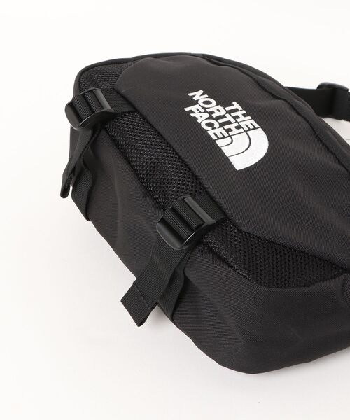 THE NORTH FACE(ザノースフェイス)の「【THE NORTH FACE/ザ ノースフェイス】リープミニショルダー(ショルダーバッグ・メンズ・ブラック/ホワイト/レッド・FREE)」の15枚目の写真