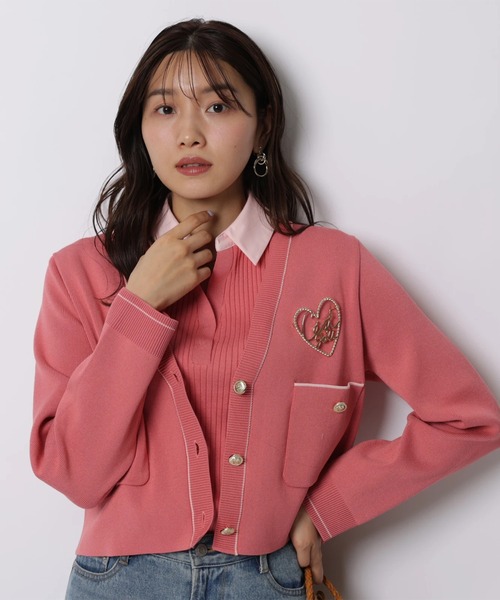 JUSGLITTY（ジャスグリッティー）の「５分袖シャツカラーＶネックアンサンブル（ニット/セーター・レディース・ホワイト/コーラルピンク/グレー/ピンクベージュ/ネイビー・2）」の16枚目の写真