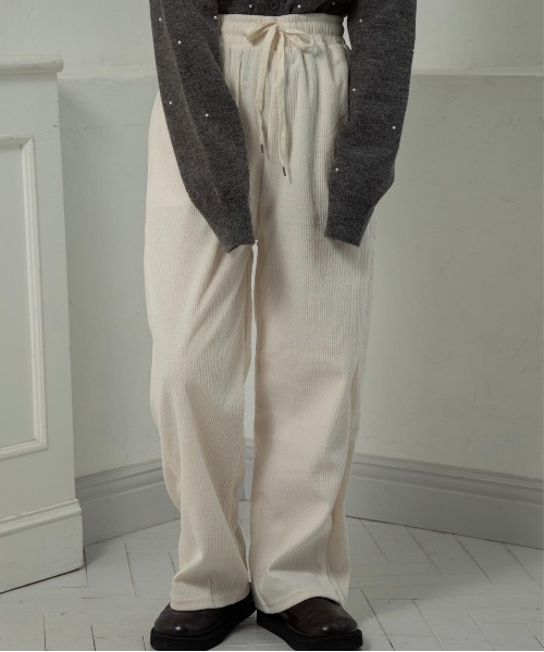 lawgy(ラウジー)の「ridge fabric straight rafu pants / リッジファブリックストレートラフパンツ(その他パンツ・レディース・キャメル/ブラック/アイボリー・FREE)」の2枚目の写真