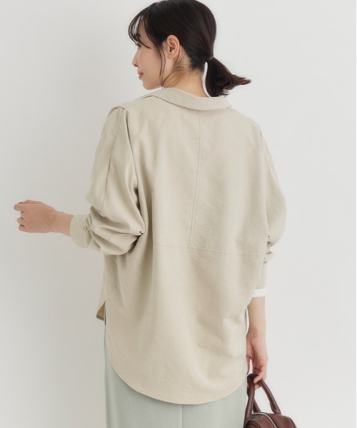 Right-on(ライトオン)の「HONEYSUCKLE ROSE(ハニーサックルローズ)【レディース】スエードドルマンシャツ(シャツ/ブラウス・レディース・ベージュ/ケリーグリーン/ブラウン・M/L)」の11枚目の写真