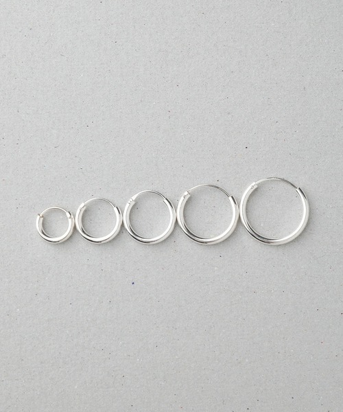 ARCHIVER（アーカイバ）の「●プレーンピアス●（ピアス（両耳用）・レディース・シルバー・XX-LARGE/X-LARGE/LARGE/MEDIUM/SMALL）」の4枚目の写真