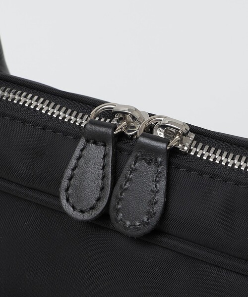 SHIPS(シップス)の「【SHIPS別注】BONFANTI: ナイロン ブリーフ(ビジネスバッグ・メンズ・オリーブ/ブラック・ONE SIZE)」の6枚目の写真
