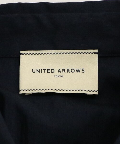 UNITED ARROWS(ユナイテッドアローズ)の「ピンタック シャツブラウス(シャツ/ブラウス・レディース・ライトピンク/ホワイト/ネイビー・FREE)」の18枚目の写真