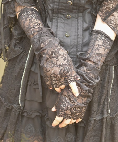 axes femme(アクシーズファム)の「レースアームカバー(その他雑貨・レディース・ベージュ/ブラック・FREE)」の2枚目の写真