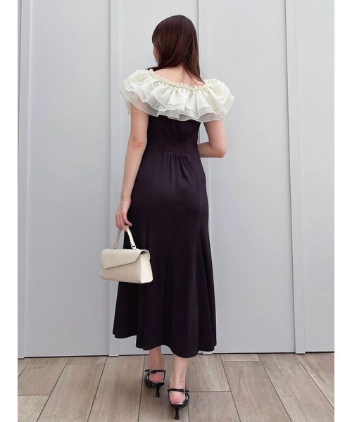 dazzlin(ダズリン)の「ショルダーリボンフリルカットワンピース(ワンピース・レディース・ブラック/その他1/ブルー・MEDIUM/SMALL)」の6枚目の写真