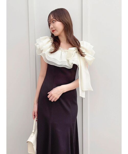 dazzlin(ダズリン)の「ショルダーリボンフリルカットワンピース(ワンピース・レディース・ブラック/その他1/ブルー・MEDIUM/SMALL)」の8枚目の写真