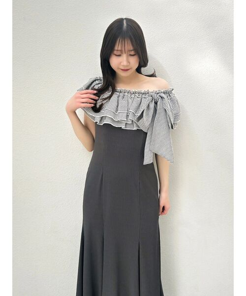 dazzlin(ダズリン)の「ショルダーリボンフリルカットワンピース(ワンピース・レディース・ブラック/その他1/ブルー・MEDIUM/SMALL)」の17枚目の写真