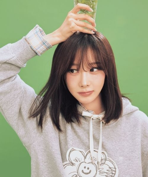 Wacky WiLLy（ワッキーウィリー）の「[GISELLEジゼル着用] WOMEN'S BIG LILY SEMI-OVER HOODIE（パーカー・レディース・グレー/グリーン・FREE）」の4枚目の写真