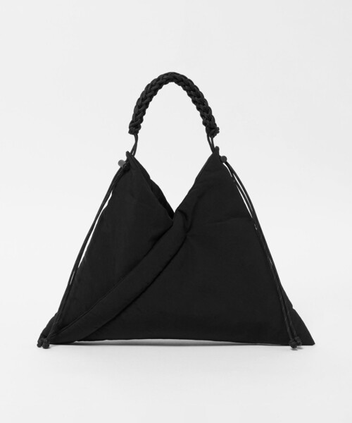 ODETTE E ODILE(オデットエオディール)の「<SSANMUN> MiniLotus Plain(ショルダーバッグ・レディース・ブラック/オフホワイト・FREE)」の2枚目の写真