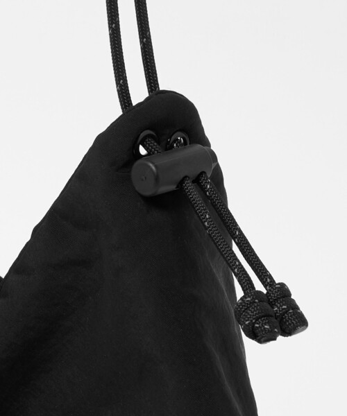 ODETTE E ODILE(オデットエオディール)の「<SSANMUN> MiniLotus Plain(ショルダーバッグ・レディース・ブラック/オフホワイト・FREE)」の8枚目の写真