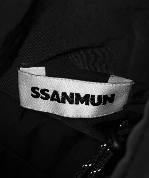 ODETTE E ODILE(オデットエオディール)の「<SSANMUN> MiniLotus Plain(ショルダーバッグ・レディース・ブラック/オフホワイト・FREE)」の9枚目の写真