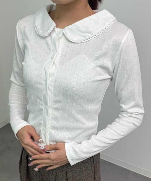 Nia(ニア)の「Nia(ニア)/ビッグカラーブラウス(シャツ/ブラウス・レディース・ホワイト・MEDIUM/SMALL/LARGE)」の1枚目の写真