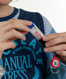 TEKET（テケット）の「Brush Off String Keychain Red（キーケース/キーアクセサリー）」