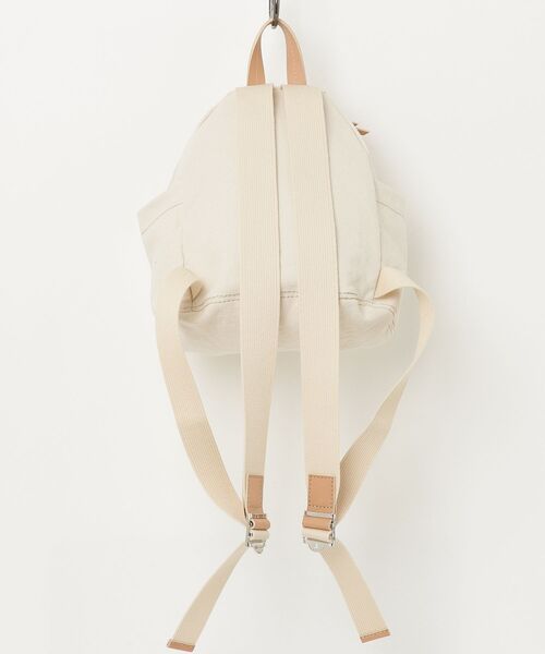 Vivienne Westwood MAN（ヴィヴィアンウエストウッドマン）の「CANVAS GEORGE RUCKSACK S（バックパック/リュック・メンズ・ホワイト・FREE）」の2枚目の写真