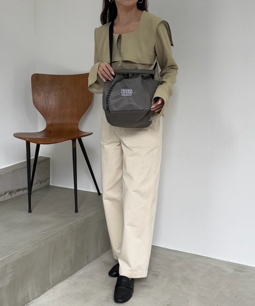 FREDRIK PACKERS(フレドリックパッカーズ)の「【FREDRIK PACKERS】WAVE SHOULDER ウェイブショルダー/2WAYショルダー(ショルダーバッグ・レディース・ブラック/チャコールグレー/パープル・FREE)」の6枚目の写真