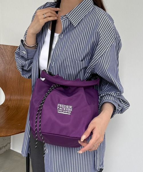 FREDRIK PACKERS(フレドリックパッカーズ)の「【FREDRIK PACKERS】WAVE SHOULDER ウェイブショルダー/2WAYショルダー(ショルダーバッグ・レディース・ブラック/チャコールグレー/パープル・FREE)」の11枚目の写真