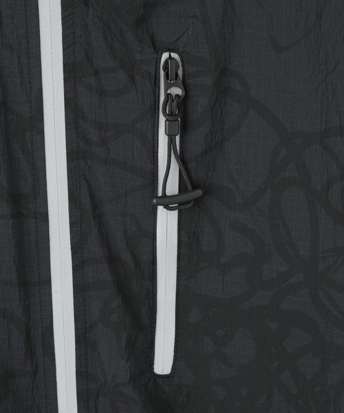 Soulland（ソウランド）の「SOULLAND YASU windbreaker 52004-1355（ナイロンジャケット・メンズ・ブラック・S/M）」の6枚目の写真
