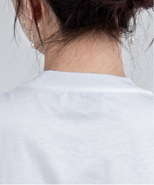 AMI Alexandre Mattiussi(アミアレクサンドルマテュッシ)の「【Ami Paris】オーガニックコットンTシャツ ユニセックス 半袖Tシャツ(Tシャツ/カットソー・レディース・ホワイト/ブラック・S/M/L/XL/XS/XXS)」の4枚目の写真