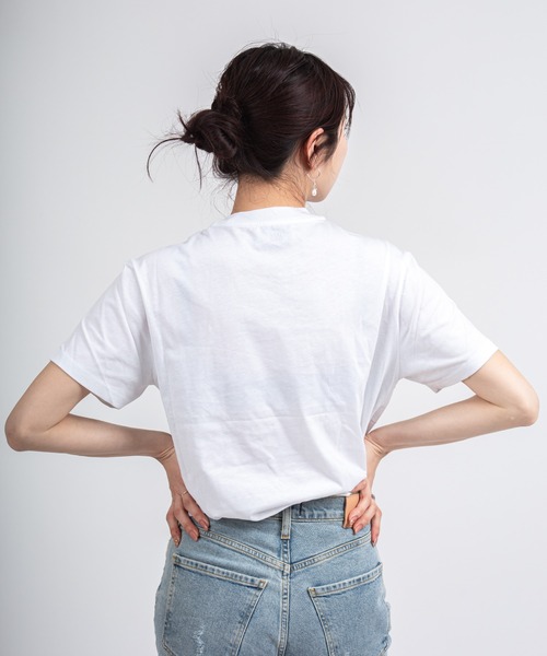 AMI Alexandre Mattiussi(アミアレクサンドルマテュッシ)の「【Ami Paris】オーガニックコットンTシャツ ユニセックス 半袖Tシャツ(Tシャツ/カットソー・レディース・ホワイト/ブラック・S/M/L/XL/XS/XXS)」の13枚目の写真