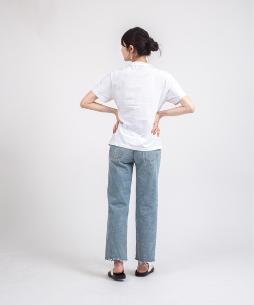 AMI Alexandre Mattiussi(アミアレクサンドルマテュッシ)の「【Ami Paris】オーガニックコットンTシャツ ユニセックス 半袖Tシャツ(Tシャツ/カットソー・レディース・ホワイト/ブラック・S/M/L/XL/XS/XXS)」の9枚目の写真