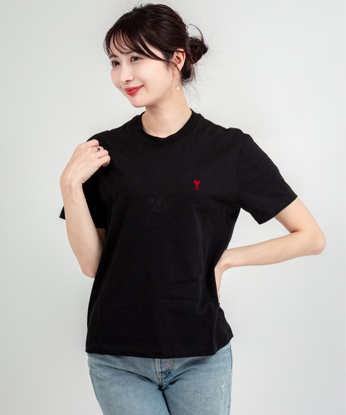 AMI Alexandre Mattiussi(アミアレクサンドルマテュッシ)の「【Ami Paris】オーガニックコットンTシャツ ユニセックス 半袖Tシャツ(Tシャツ/カットソー・レディース・ホワイト/ブラック・S/M/L/XL/XS/XXS)」の5枚目の写真