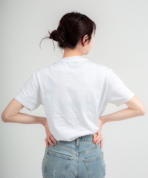 AMI Alexandre Mattiussi(アミアレクサンドルマテュッシ)の「【Ami Paris】オーガニックコットンTシャツ ユニセックス 半袖Tシャツ(Tシャツ/カットソー・レディース・ホワイト/ブラック・S/M/L/XL/XS/XXS)」の14枚目の写真