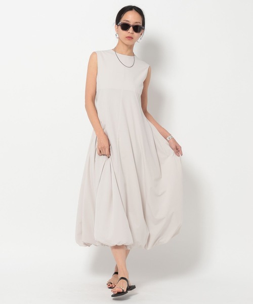 HEREIAM(ヘレイアム)の「【HEREIAM】撥水Comfy ワンピース(ワンピース・レディース・ブラック/ライトグレー・MEDIUM/SMALL)」の9枚目の写真