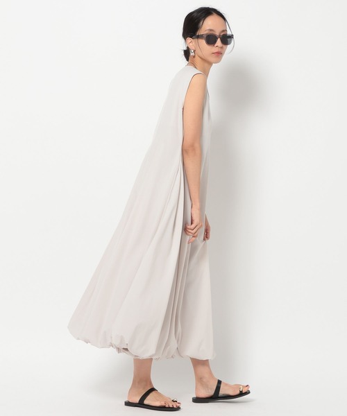 HEREIAM(ヘレイアム)の「【HEREIAM】撥水Comfy ワンピース(ワンピース・レディース・ブラック/ライトグレー・MEDIUM/SMALL)」の13枚目の写真