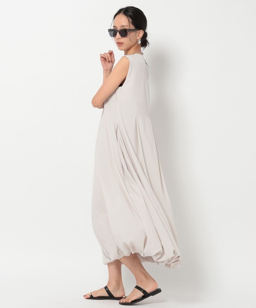 HEREIAM(ヘレイアム)の「【HEREIAM】撥水Comfy ワンピース(ワンピース・レディース・ブラック/ライトグレー・MEDIUM/SMALL)」の14枚目の写真