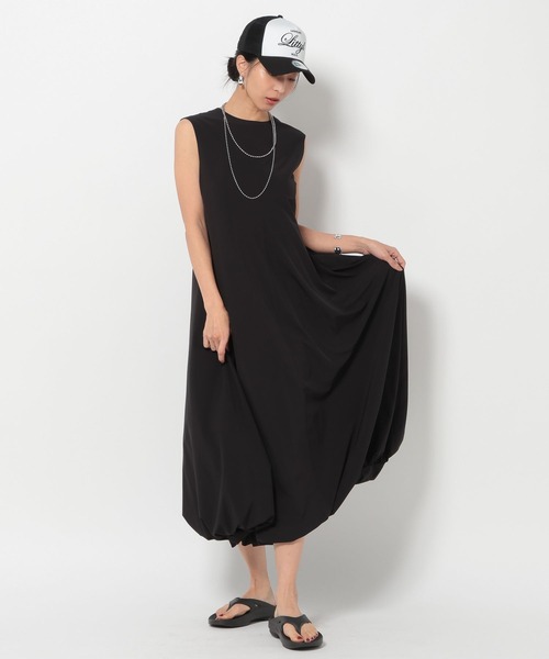 HEREIAM(ヘレイアム)の「【HEREIAM】撥水Comfy ワンピース(ワンピース・レディース・ブラック/ライトグレー・MEDIUM/SMALL)」の17枚目の写真