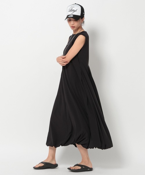 HEREIAM(ヘレイアム)の「【HEREIAM】撥水Comfy ワンピース(ワンピース・レディース・ブラック/ライトグレー・MEDIUM/SMALL)」の19枚目の写真