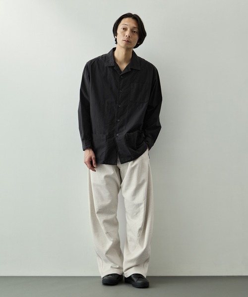 KHOKI(コッキ)の「【KHOKI/コッキ】3D Cutting Sweat Pants(スウェットパンツ・メンズ・ブラック/オフホワイト・1/2)」の12枚目の写真
