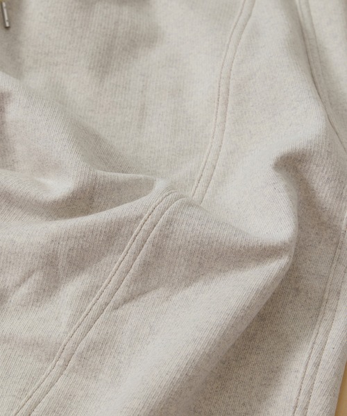 KHOKI(コッキ)の「【KHOKI/コッキ】3D Cutting Sweat Pants(スウェットパンツ・メンズ・ブラック/オフホワイト・1/2)」の21枚目の写真