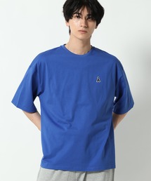 ALAND（エーランド）の「【UNISEX】ALAND／AロゴワッペンTシャツ（Tシャツ/カットソー）」