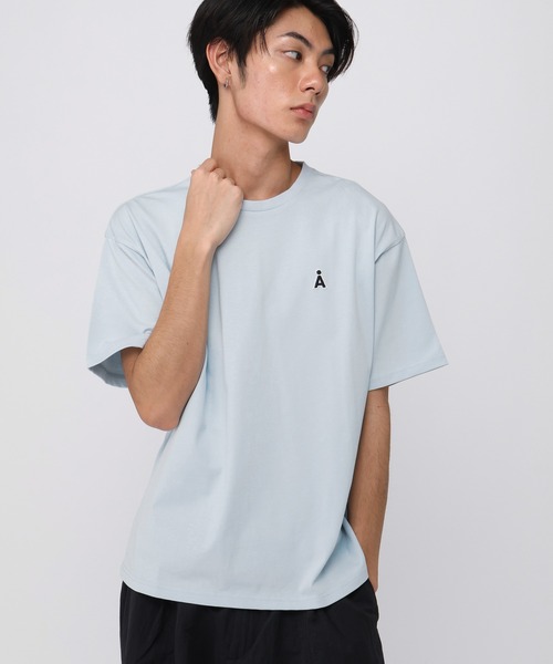 ALAND（エーランド）の「【UNISEX】ALAND／AロゴワッペンTシャツ（Tシャツ/カットソー・レディース・ブラック/ネイビー/グレー/ホワイト/ライトブルー/ピンク・LARGE/SMALL/MEDIUM）」の4枚目の写真