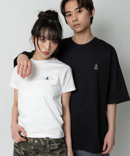 ALAND（エーランド）の「【UNISEX】ALAND／AロゴワッペンTシャツ（Tシャツ/カットソー・レディース・ブラック/ネイビー/グレー/ホワイト/ライトブルー/ピンク・LARGE/SMALL/MEDIUM）」の12枚目の写真