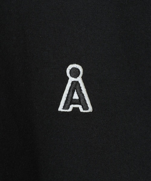 ALAND（エーランド）の「【UNISEX】ALAND／AロゴワッペンTシャツ（Tシャツ/カットソー・レディース・ブラック/ネイビー/グレー/ホワイト/ライトブルー/ピンク・LARGE/SMALL/MEDIUM）」の7枚目の写真