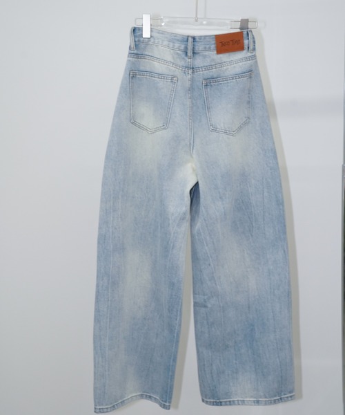 chuclla(チュクラ)の「オフセットウエストバギーデニム chw26s189(デニムパンツ・レディース・ライトブルー・S/M/L)」の10枚目の写真
