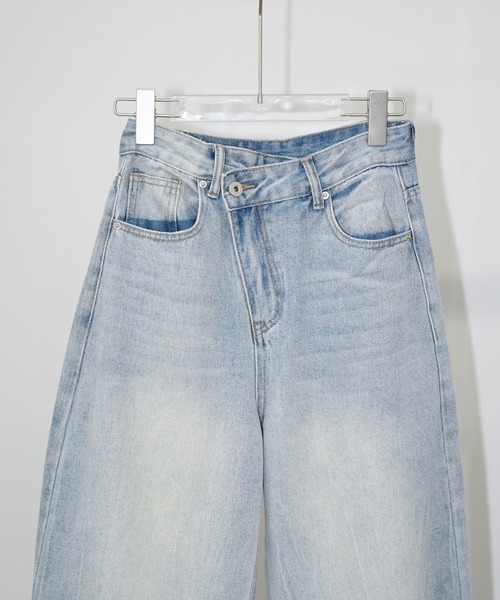 chuclla(チュクラ)の「オフセットウエストバギーデニム chw26s189(デニムパンツ・レディース・ライトブルー・S/M/L)」の11枚目の写真