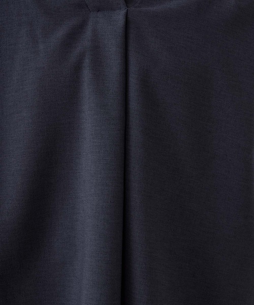MICA&DEAL（マイカ＆ディール）の「タックショルダーブラウス（シャツ/ブラウス・レディース・ネイビー/ライトベージュ/ブルー/ブラウン・FREE）」の8枚目の写真