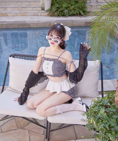 OLIVE des OLIVE(オリーブデオリーブ)の「【Belle Charme】Ruffle Swimwear &Lace Cardigan Set(水着・レディース・ピンク/ブラック/ブラック系その他・FREE)」の12枚目の写真