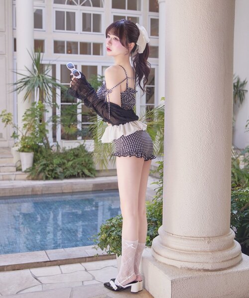 OLIVE des OLIVE(オリーブデオリーブ)の「【Belle Charme】Ruffle Swimwear &Lace Cardigan Set(水着・レディース・ピンク/ブラック/ブラック系その他・FREE)」の14枚目の写真