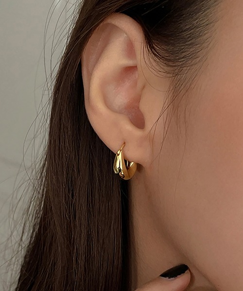 Doux Belle(ドゥーベル)の「ミニマルフープピアス(ピアス(両耳用)・レディース・シルバー/ゴールド・FREE)」の16枚目の写真