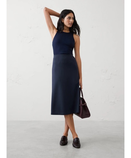 BANANA REPUBLIC FACTORY STORE（バナナリパブリック ファクトリーストア）の「BANANA REPUBLIC FACTORY STORE　　ソフトタッチ ミディ スカート（スカート・レディース・ブラック/ネイビー・XS/M/S/L）」の6枚目の写真
