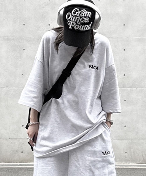 YACA（ヤーカ）の「Embroidery Logo T-shirt/エンブロイダリーロゴTシャツ【unisex item】（Tシャツ/カットソー・レディース・アッシュグレー/チャコールグレー/ブラック・1/2）」の3枚目の写真