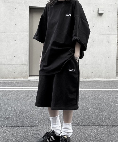 YACA（ヤーカ）の「Embroidery Logo T-shirt/エンブロイダリーロゴTシャツ【unisex item】（Tシャツ/カットソー・レディース・アッシュグレー/チャコールグレー/ブラック・1/2）」の4枚目の写真