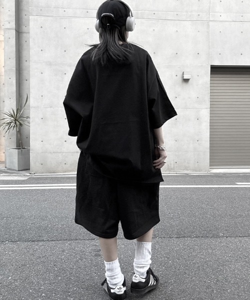 YACA（ヤーカ）の「Embroidery Logo T-shirt/エンブロイダリーロゴTシャツ【unisex item】（Tシャツ/カットソー・レディース・アッシュグレー/チャコールグレー/ブラック・1/2）」の6枚目の写真