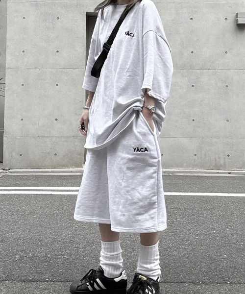 YACA（ヤーカ）の「Embroidery Logo T-shirt/エンブロイダリーロゴTシャツ【unisex item】（Tシャツ/カットソー・レディース・アッシュグレー/チャコールグレー/ブラック・1/2）」の15枚目の写真